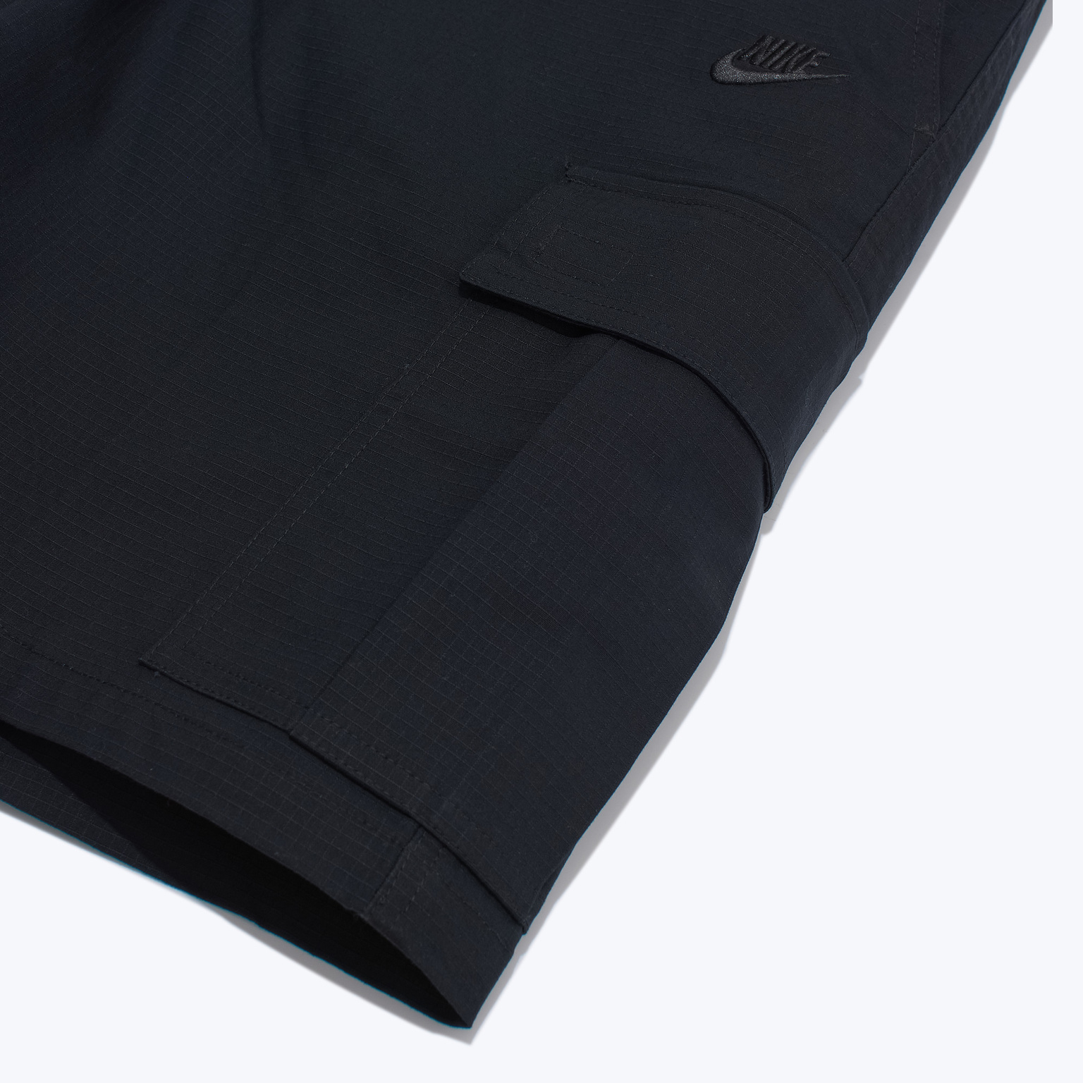 Шорты Nike Club Cargo FN3517-010