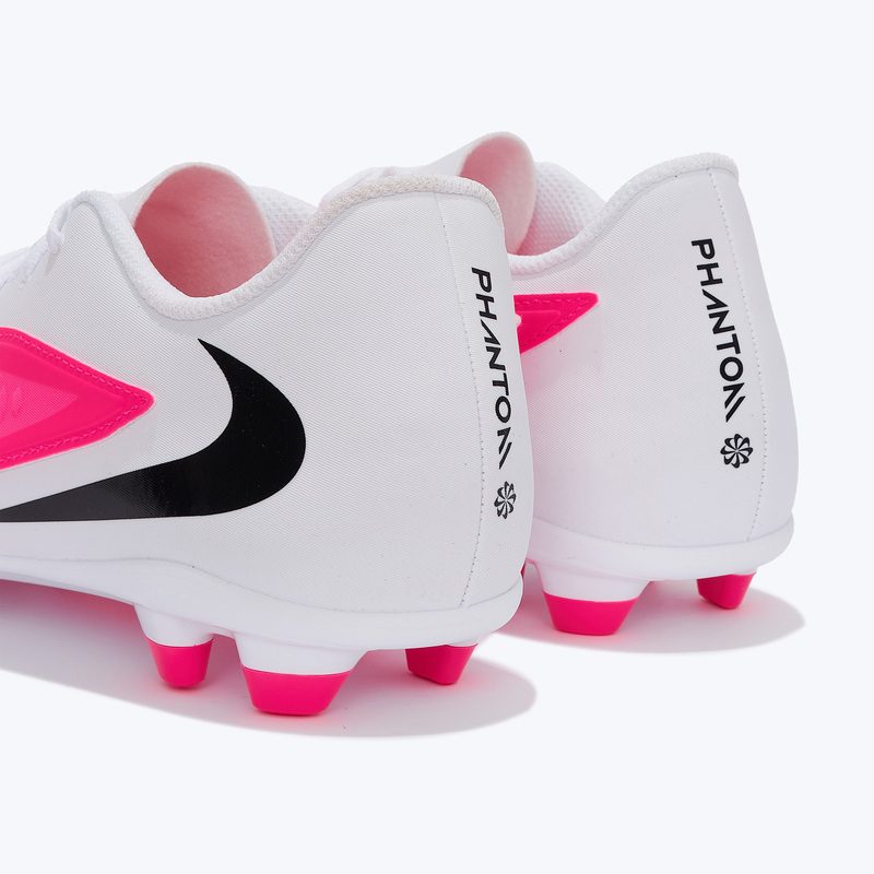 Бутсы Nike Phantom 6 Low Club FG/MG IQ2161-900
