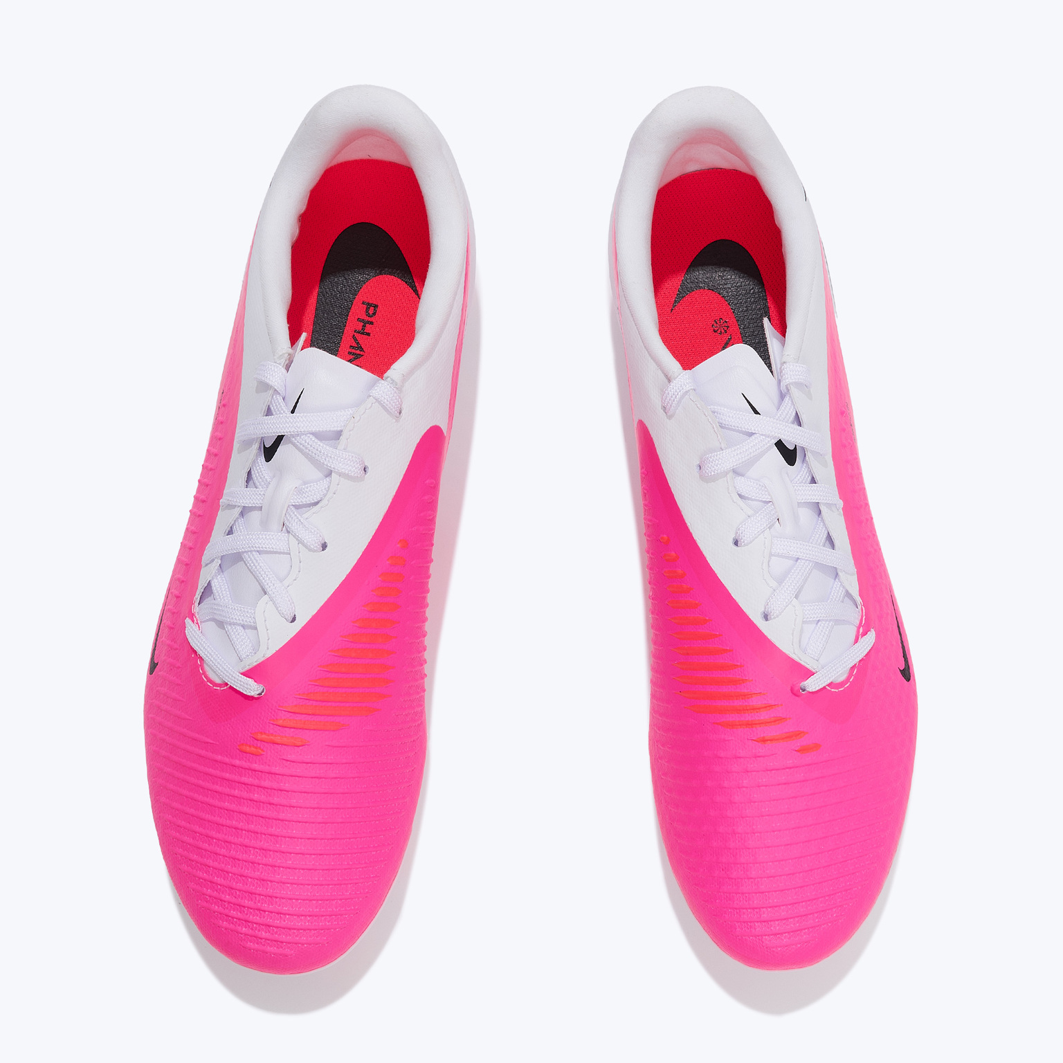 Бутсы Nike Phantom 6 Low Academy FG/MG IQ2392-900