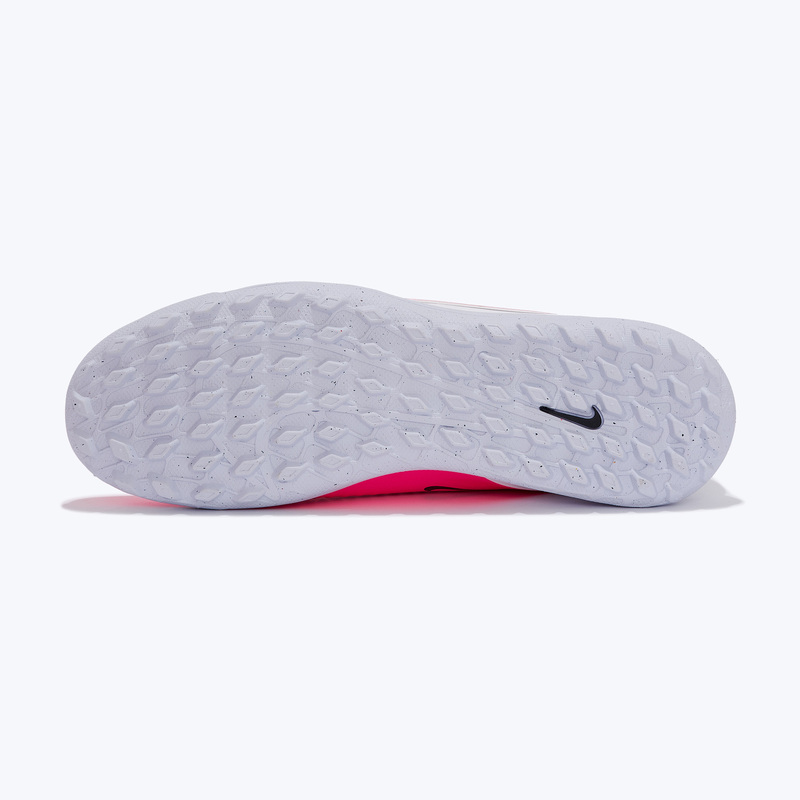 Шиповки Nike Phantom 6 Low Club TF IQ8125-900