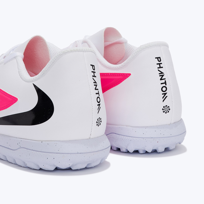 Шиповки Nike Phantom 6 Low Club TF IQ8125-900