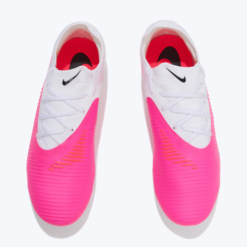 Бутсы Nike Phantom 6 Low Pro FG IQ1886-900