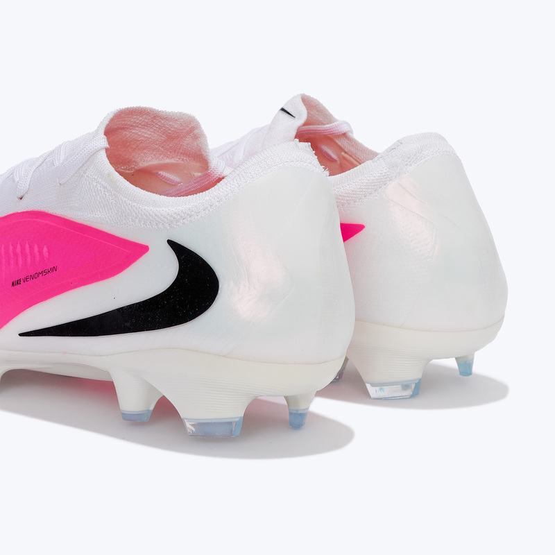 Бутсы Nike Phantom 6 Low Pro FG IQ1886-900