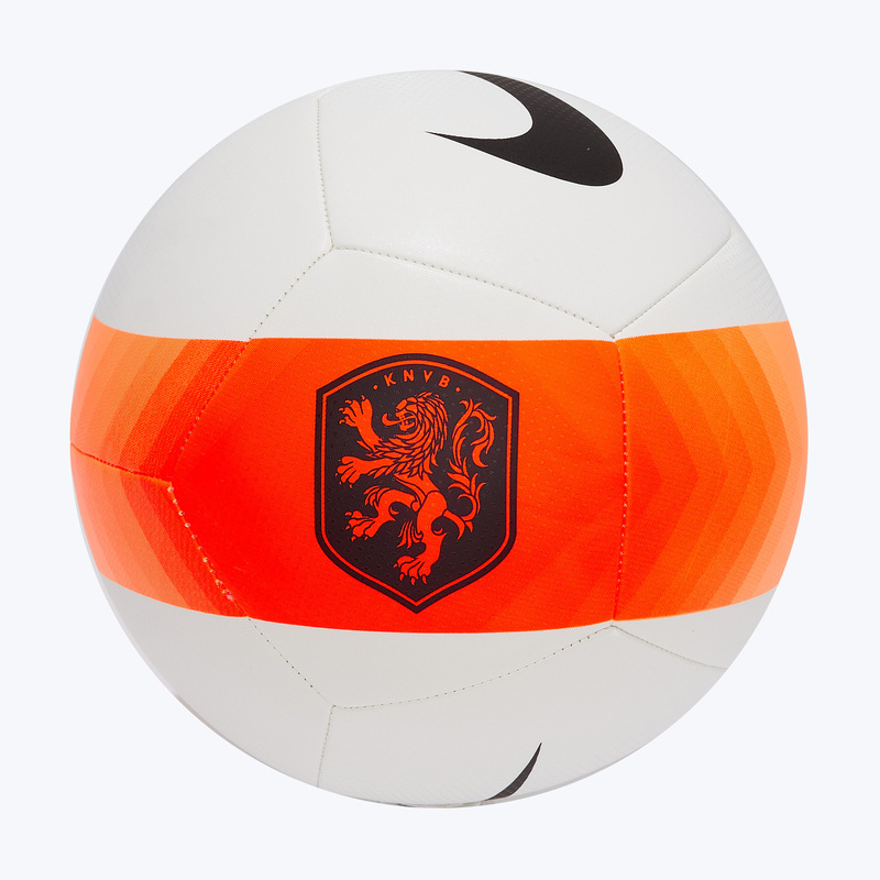 Футбольный мяч Nike Pitch сборной Нидерландов IQ7532-100