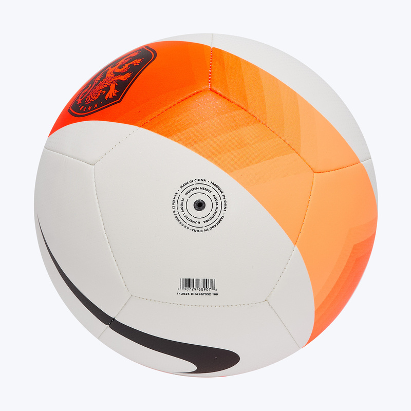 Футбольный мяч Nike Pitch сборной Нидерландов IQ7532-100