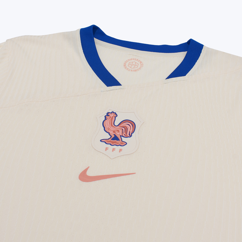 Оригинальная выездная игровая футболка Nike сборной Франции IH0804-110