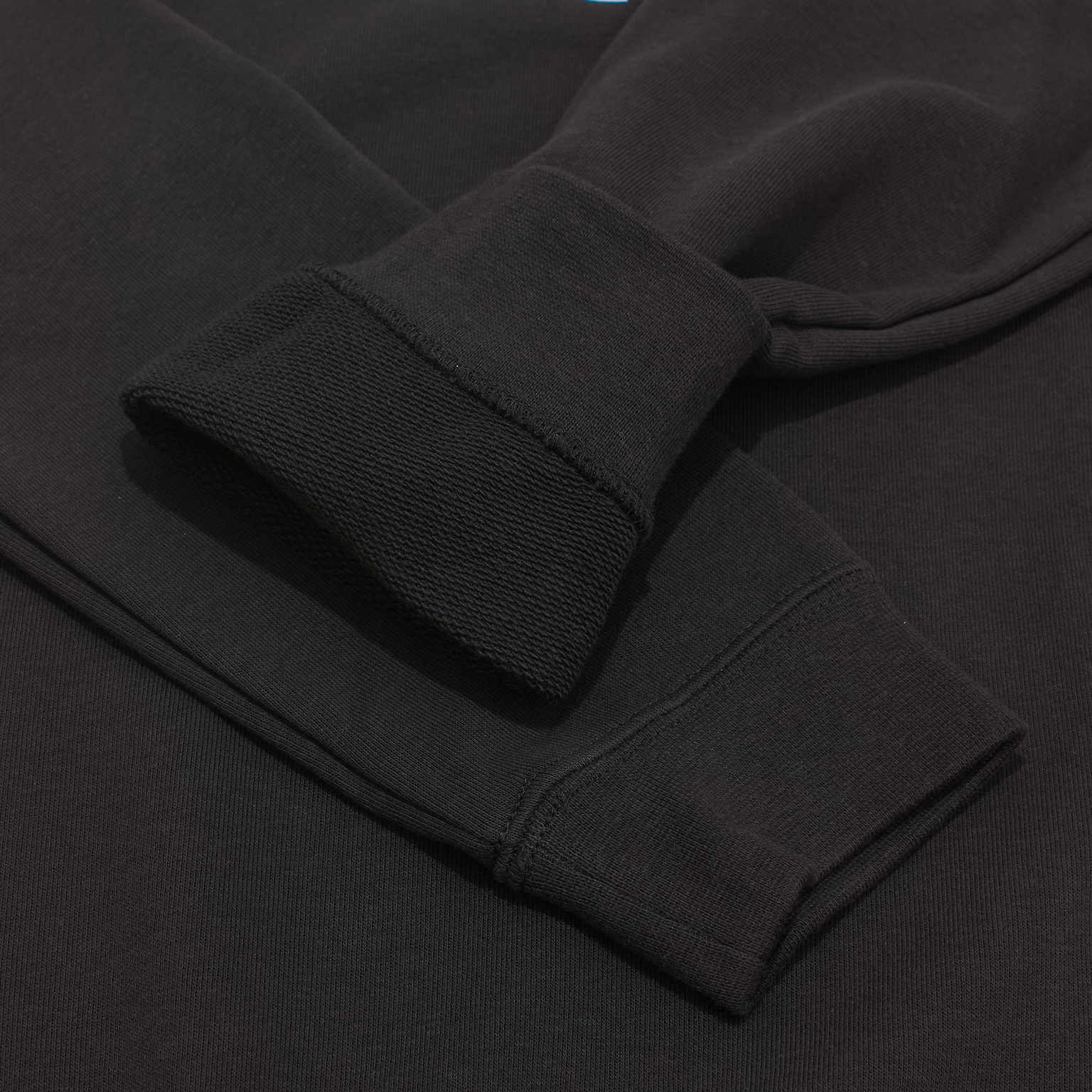 Свитшот подростковый Puma Ess 1Logo Crew 68491001