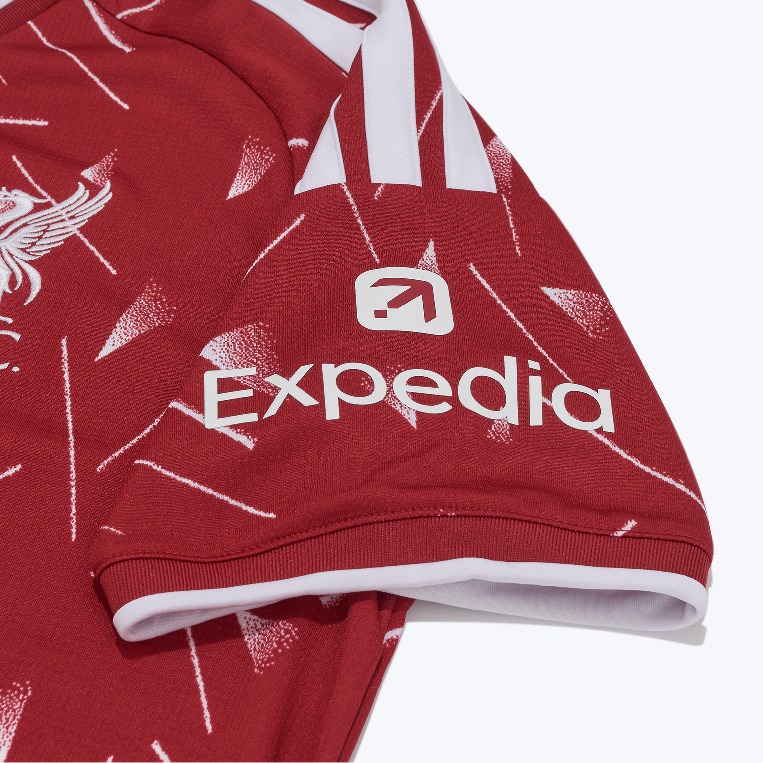 Футболка игровая домашняя Adidas Liverpool сезон 2026/27