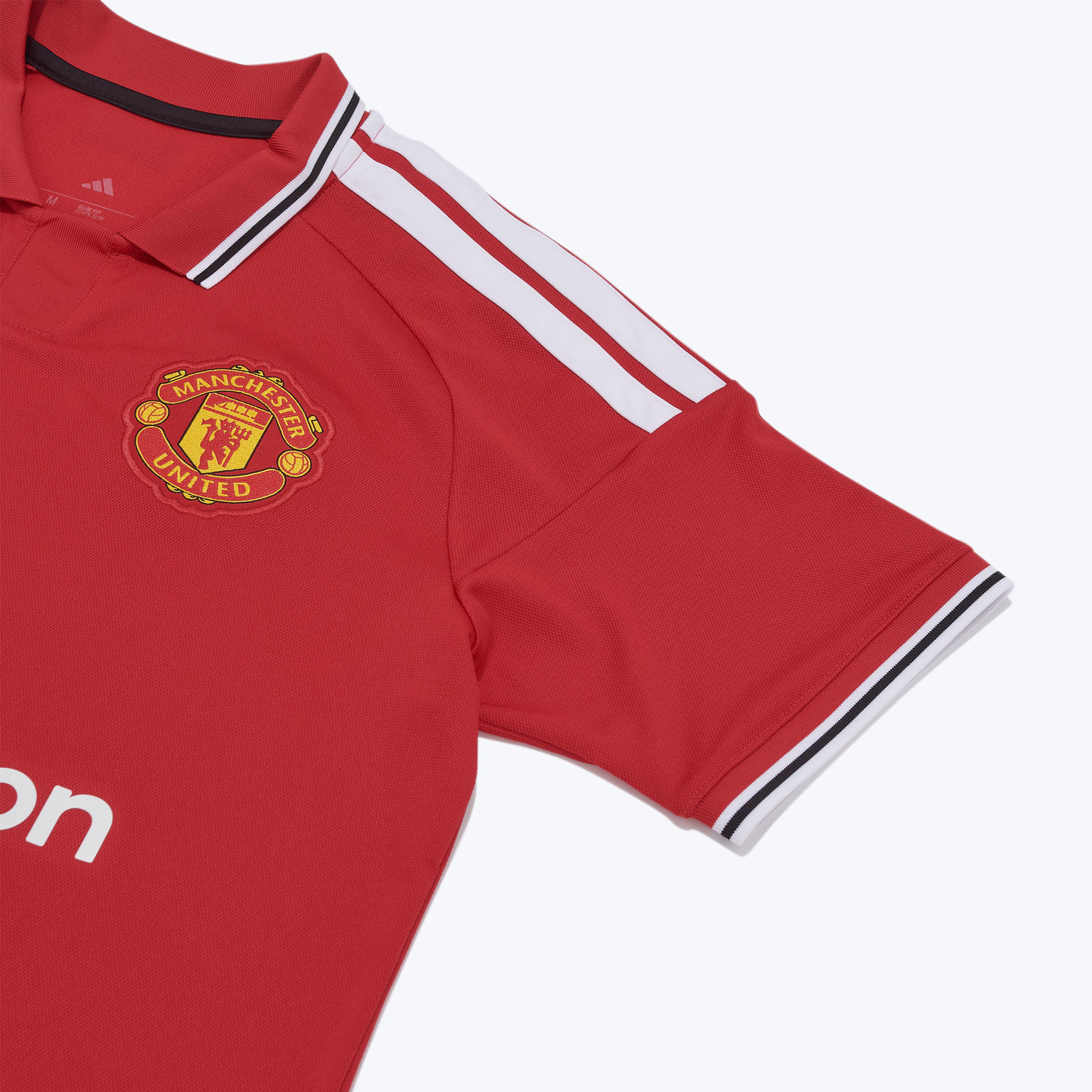 Футболка игровая домашняя Adidas Manchester United сезон 2026/27