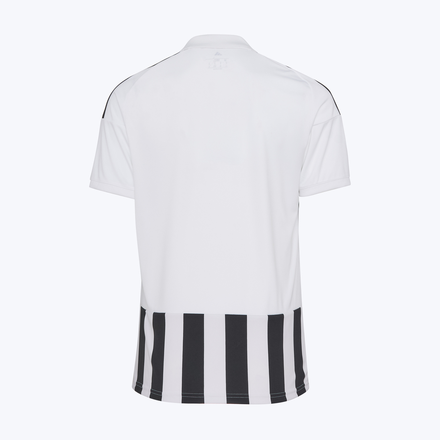 Футболка игровая домашняя Adidas Juventus сезон 2026/27