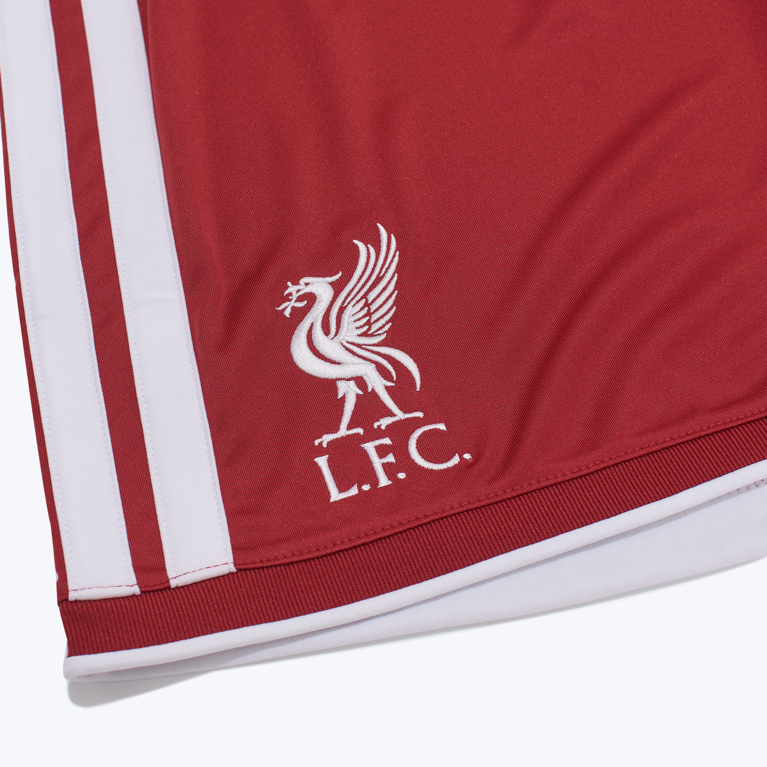 Шорты игровые домашние Adidas Liverpool сезон 2026/27