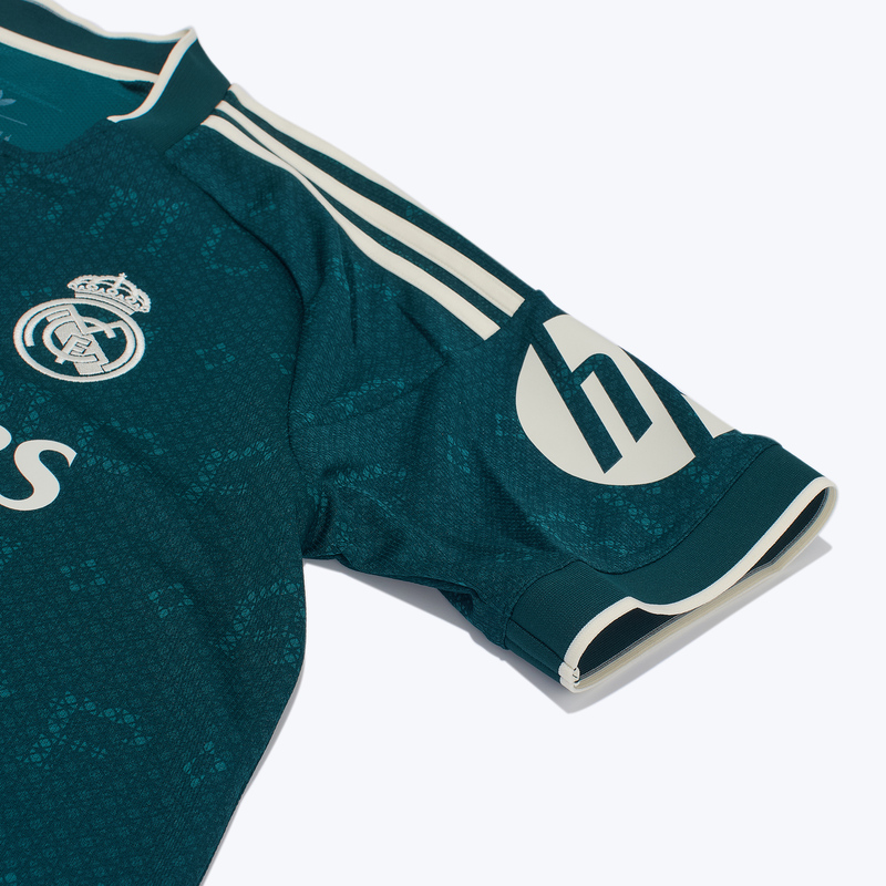 Футболка игровая выездная Adidas Real Madrid сезон 2026/27