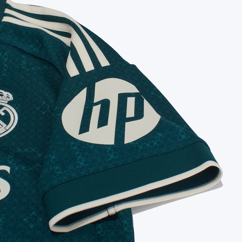 Футболка игровая выездная Adidas Real Madrid сезон 2026/27