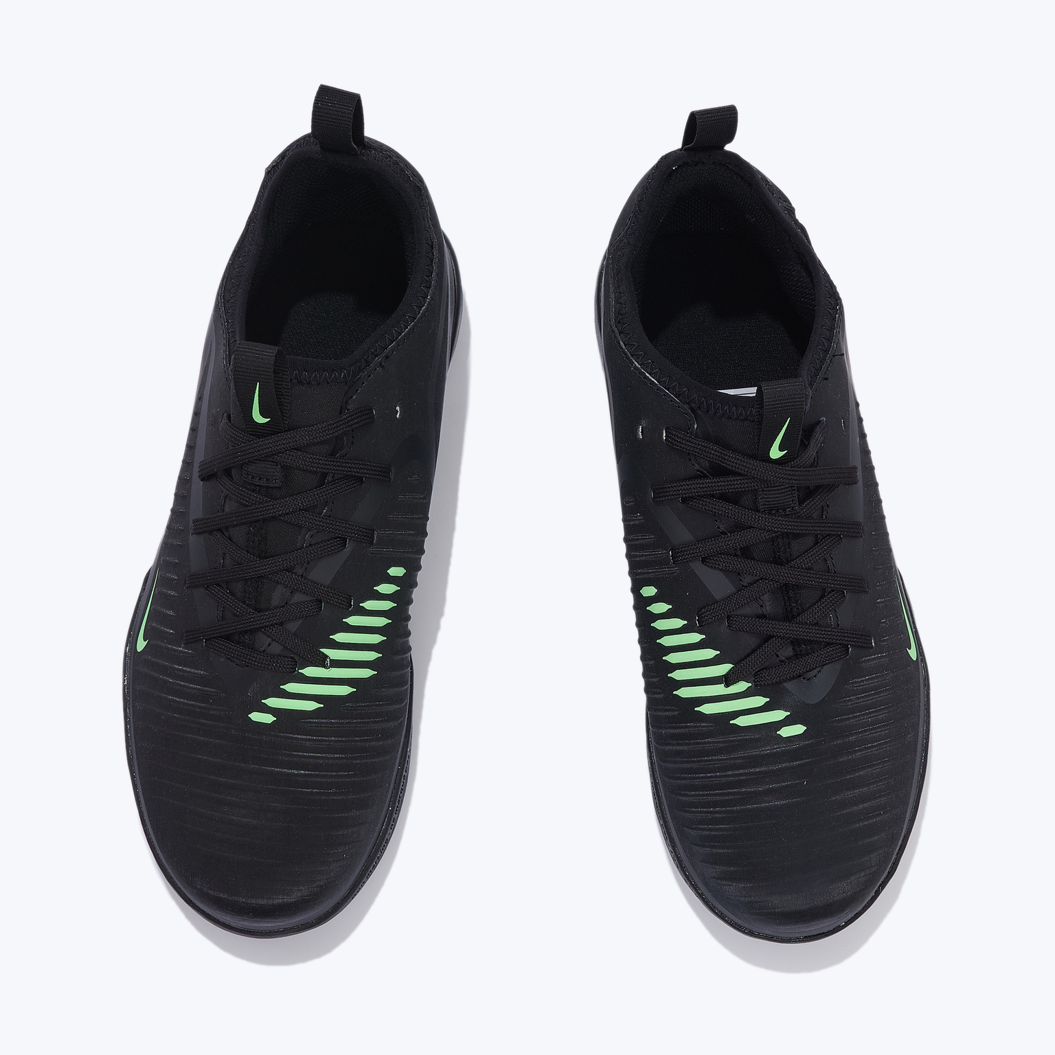 Футзалки детские Nike Phantom 6 Low Academy IC HQ2035-001