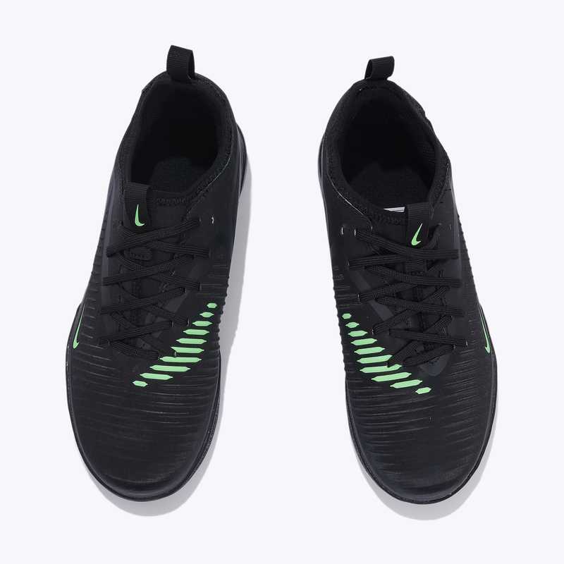 Футзалки детские Nike Phantom 6 Low Academy IC HQ2035-001
