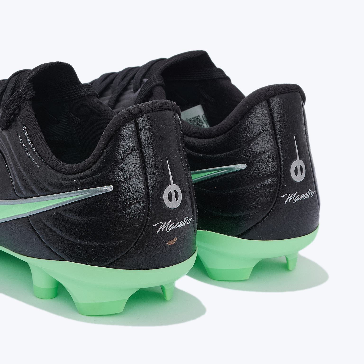 Бутсы детские Nike Tiempo Maestro Academy FG/MG IB5026-001