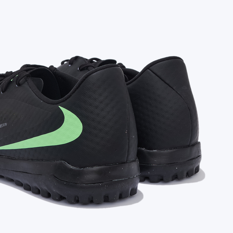Шиповки Nike Phantom 6 Low Academy TF HQ2325-001