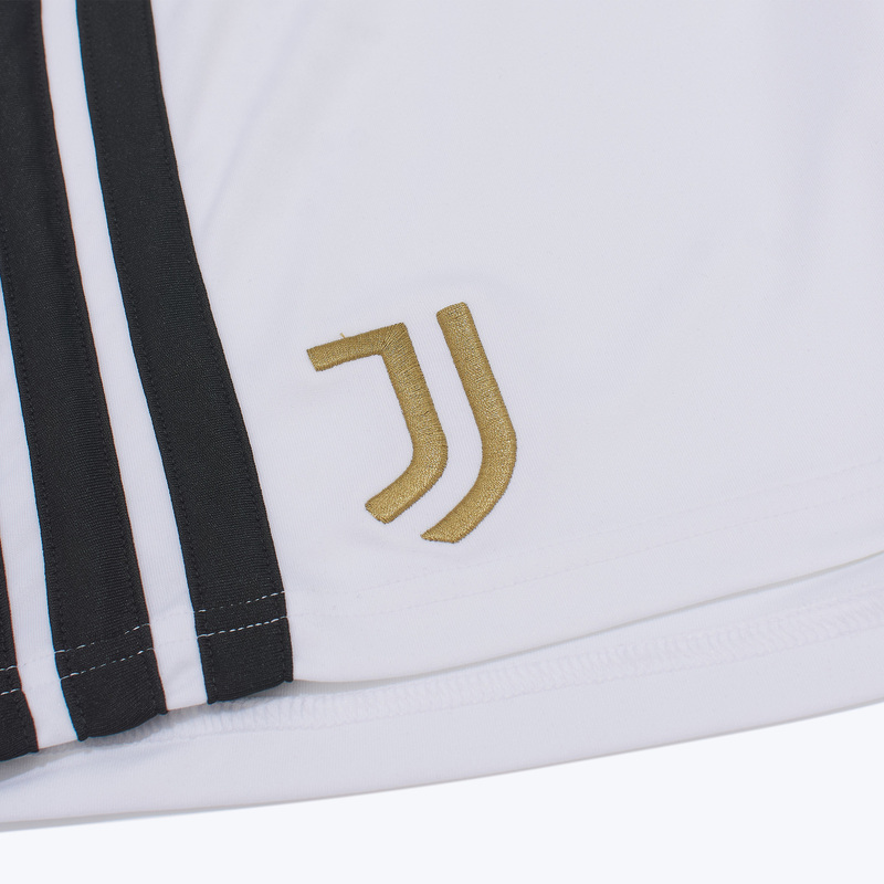 Шорты игровые домашние Adidas Juventus сезон 2026/27