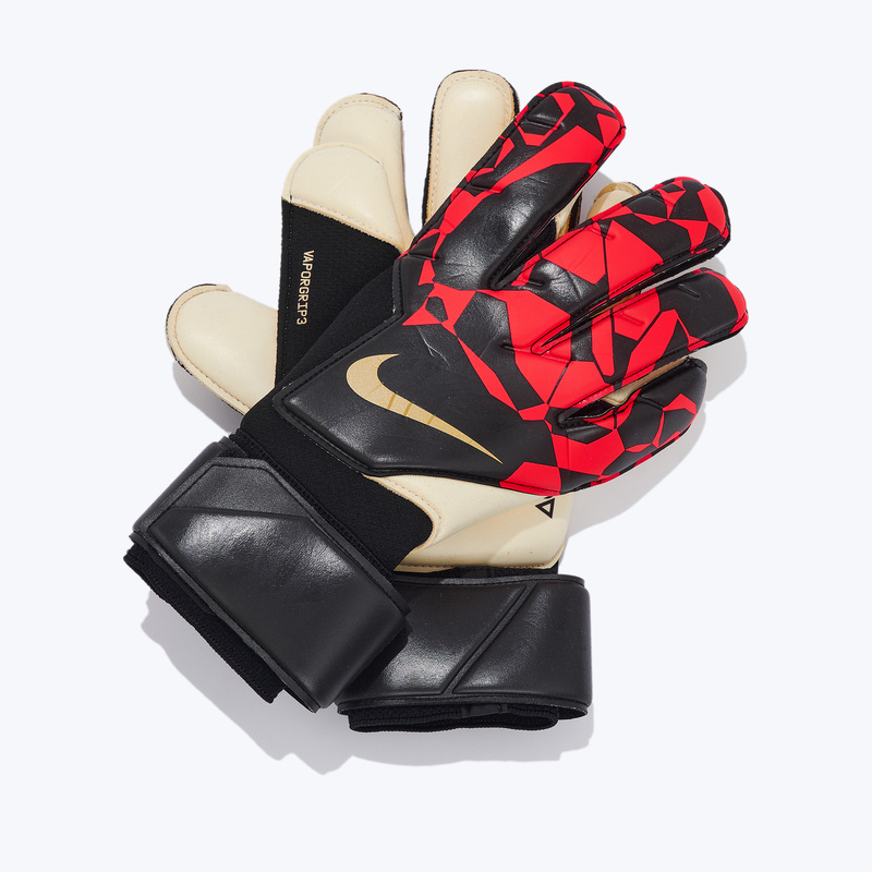 Перчатки вратарские Nike Vapor Grip 3 HQ0304-010