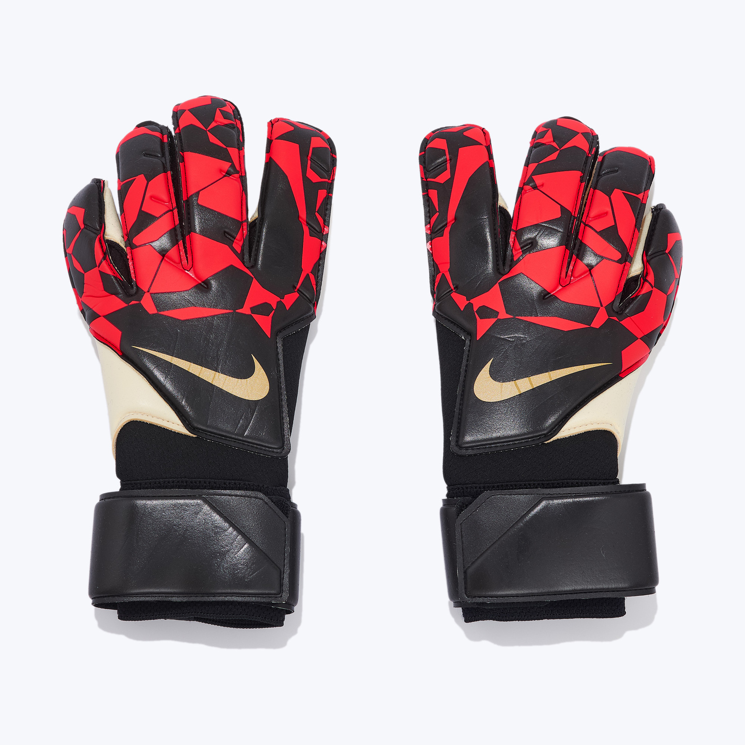 Перчатки вратарские Nike Vapor Grip 3 HQ0304-010