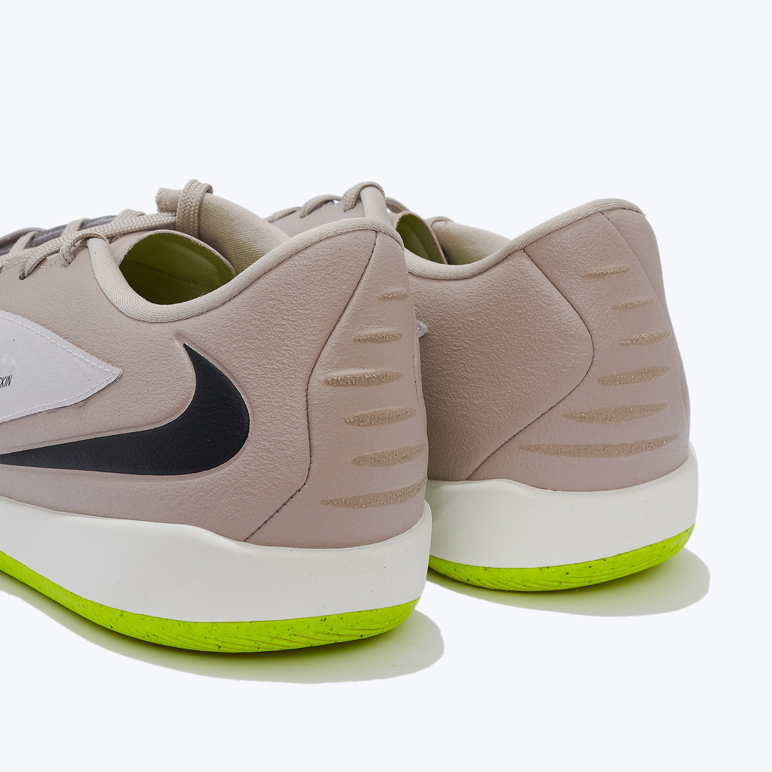 Футзалки Nike Phantom 6 Low Academy IC HQ2319-200
