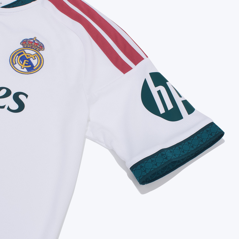 Подростковая домашняя игровая футболка Adidas Real Madrid сезон 2026/27