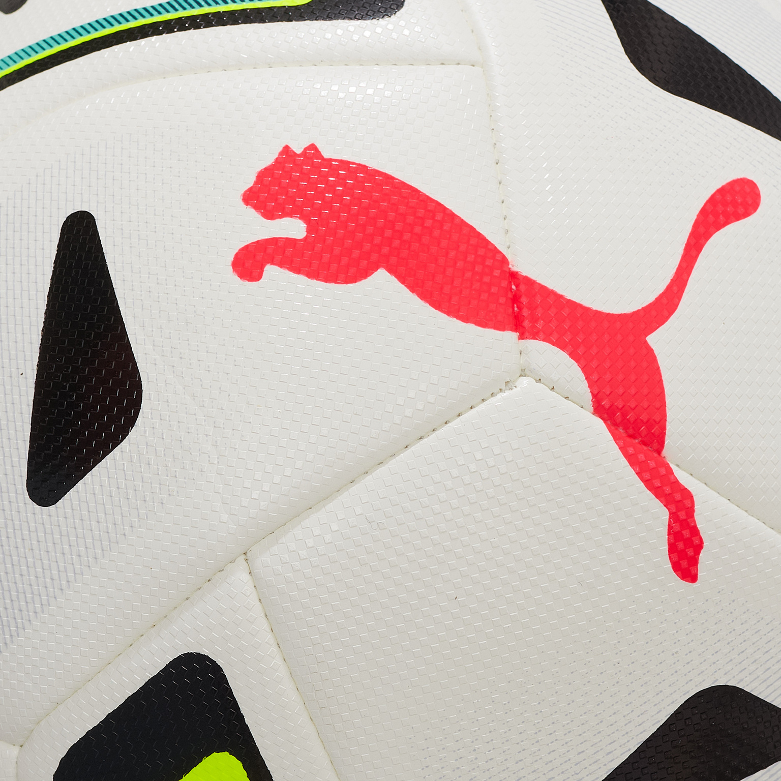 Футбольный мяч Puma Stellar Goal 08506401