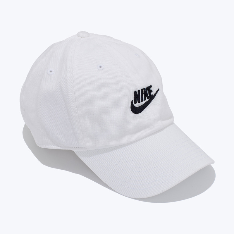 Бейсболка Nike Club Unstructured Futura FB5368-100