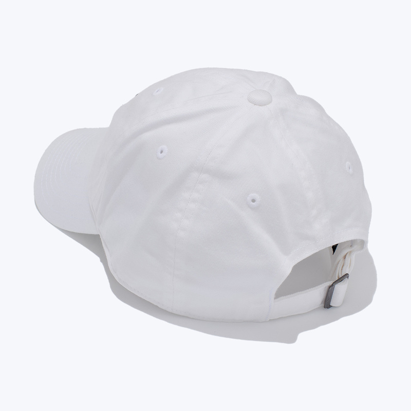 Бейсболка Nike Club Unstructured Futura FB5368-100