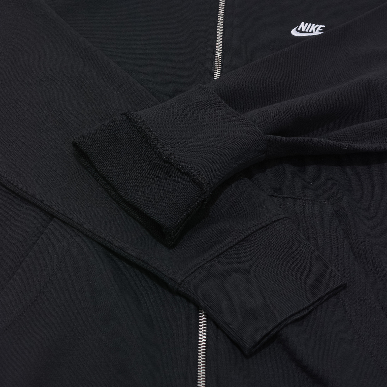Толстовка Nike Club FN3884-010