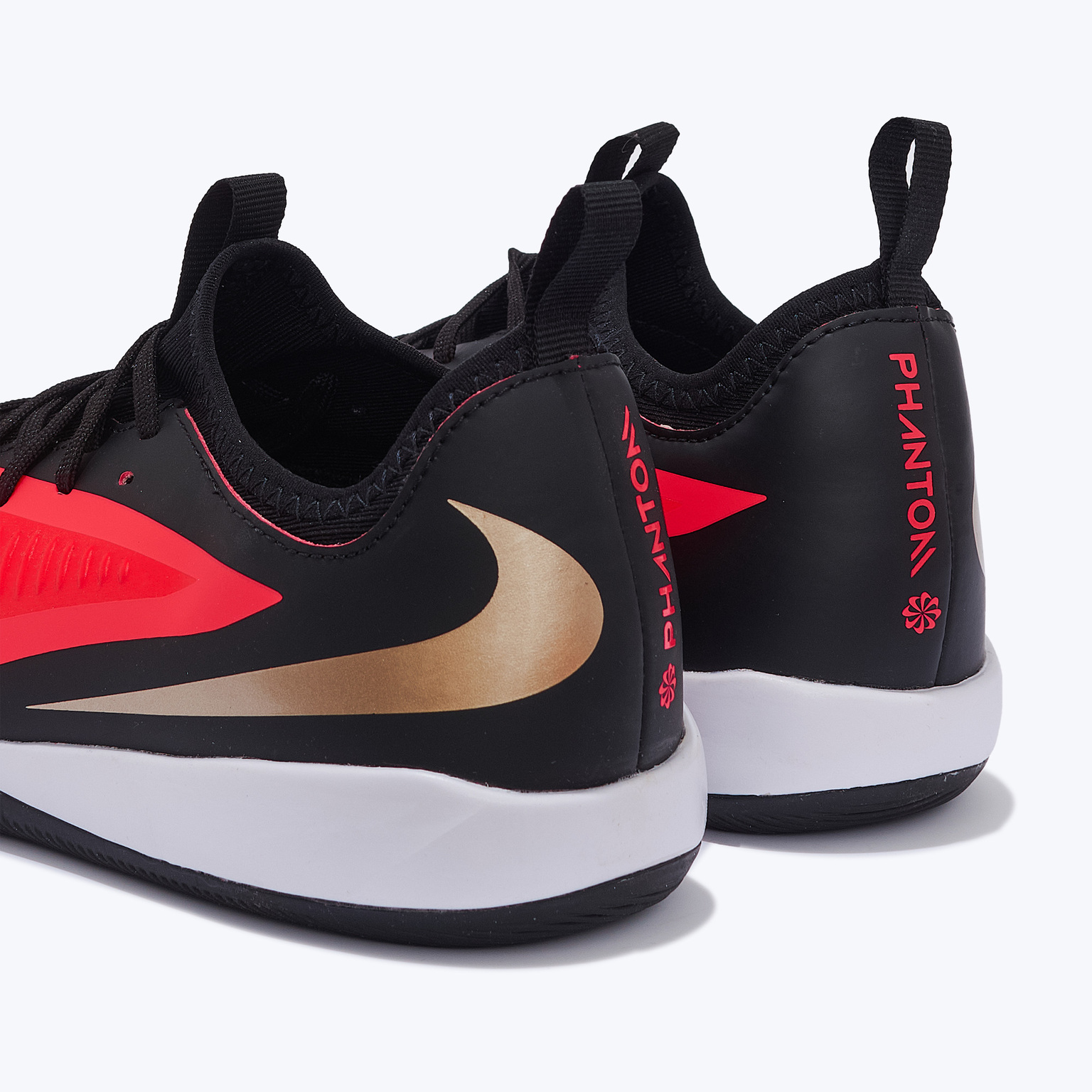 Футзалки детские Nike Phantom 6 Low Academy IC HQ2035-600