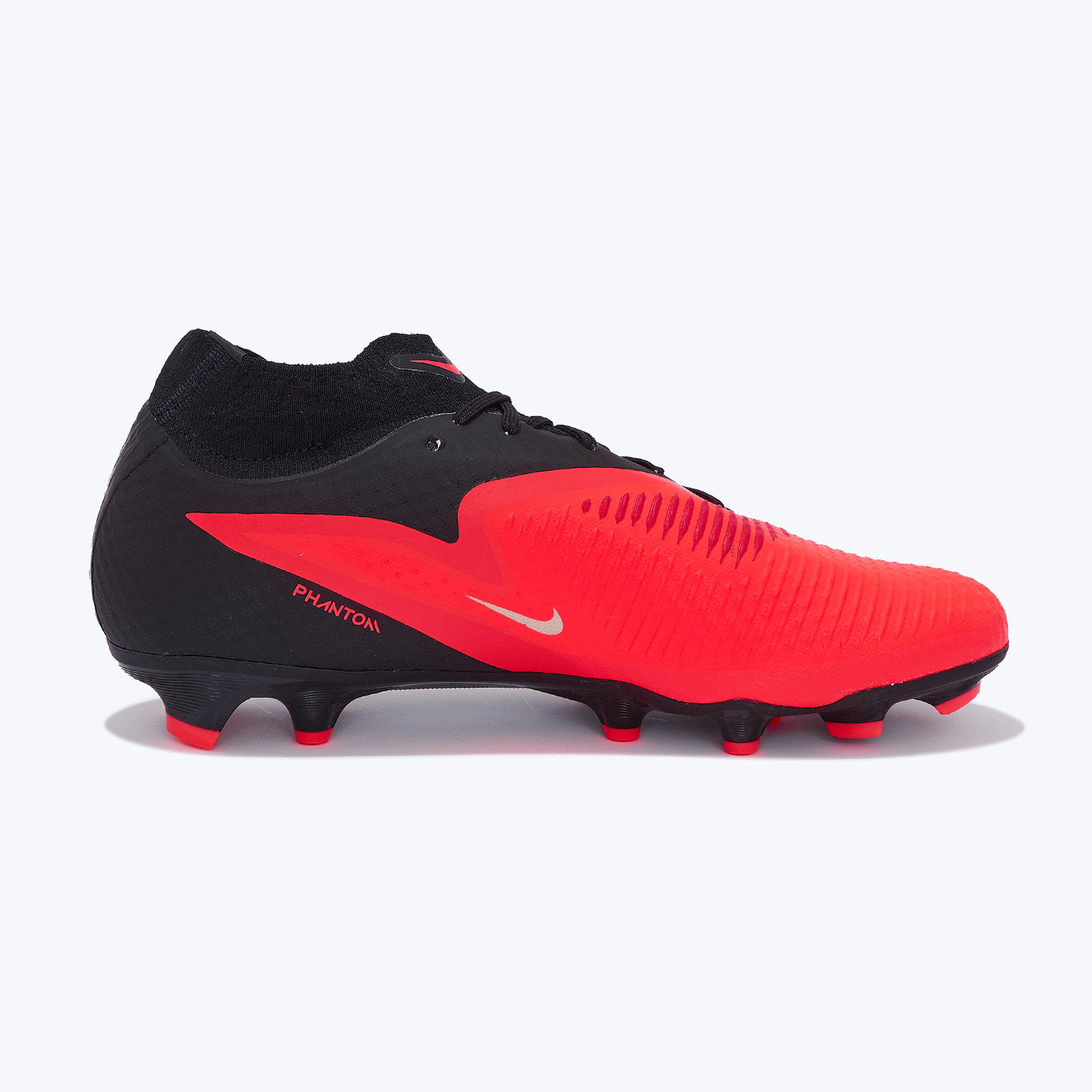 Бутсы Nike Phantom 6 DF Academy FG/MG HQ2278-600