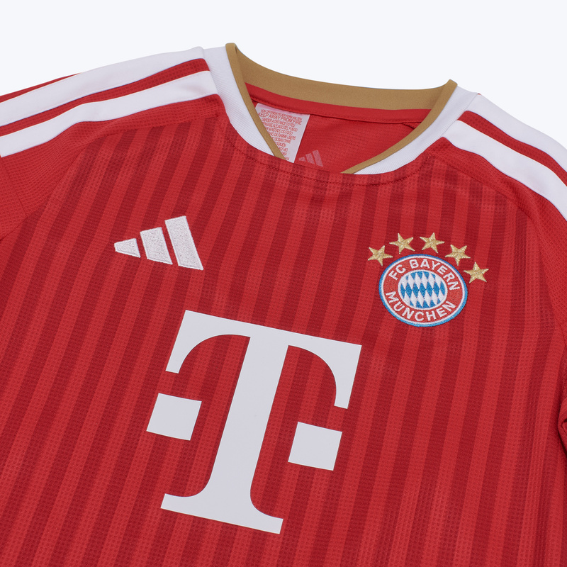Подростковая домашняя игровая футболка Adidas Bayern сезон 2026/27