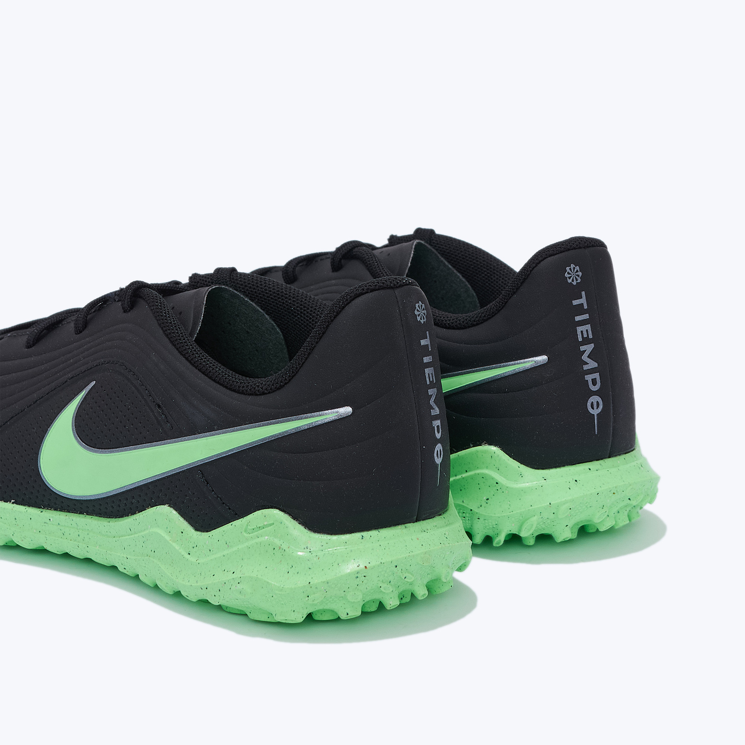 Шиповки детские Nike Tiempo Maestro Club TF IB5024-001