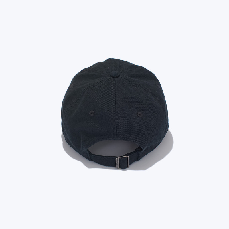 Бейсболка Nike Club Unstructured Futura FB5368-010