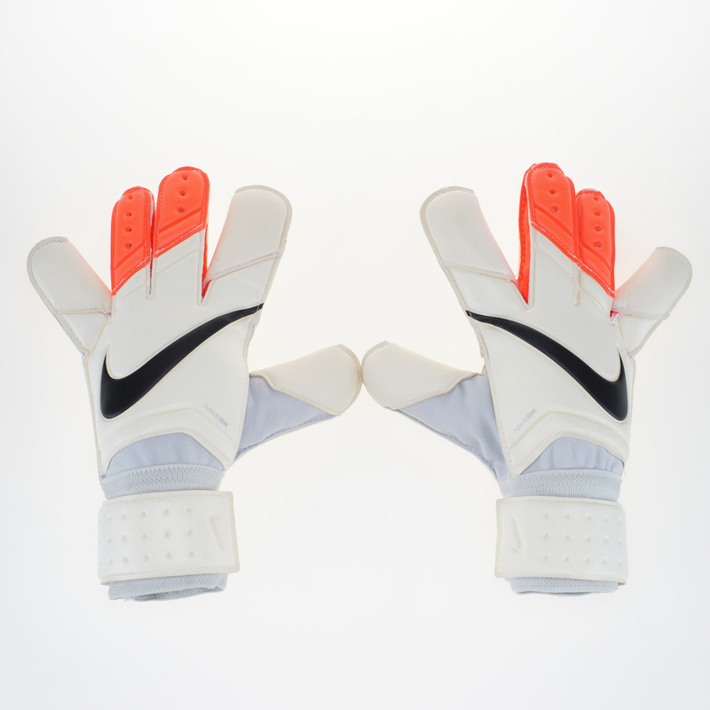 Перчатки вратарские Nike GK Vapor Grip 3 GS0275-183