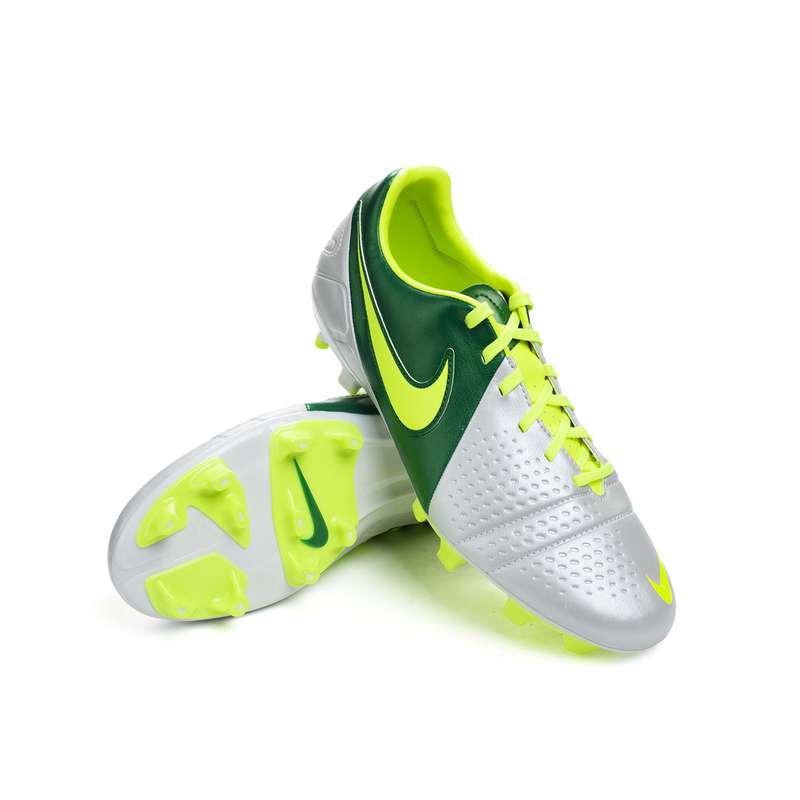 Бутсы Nike CTR 360 libretto iii fg