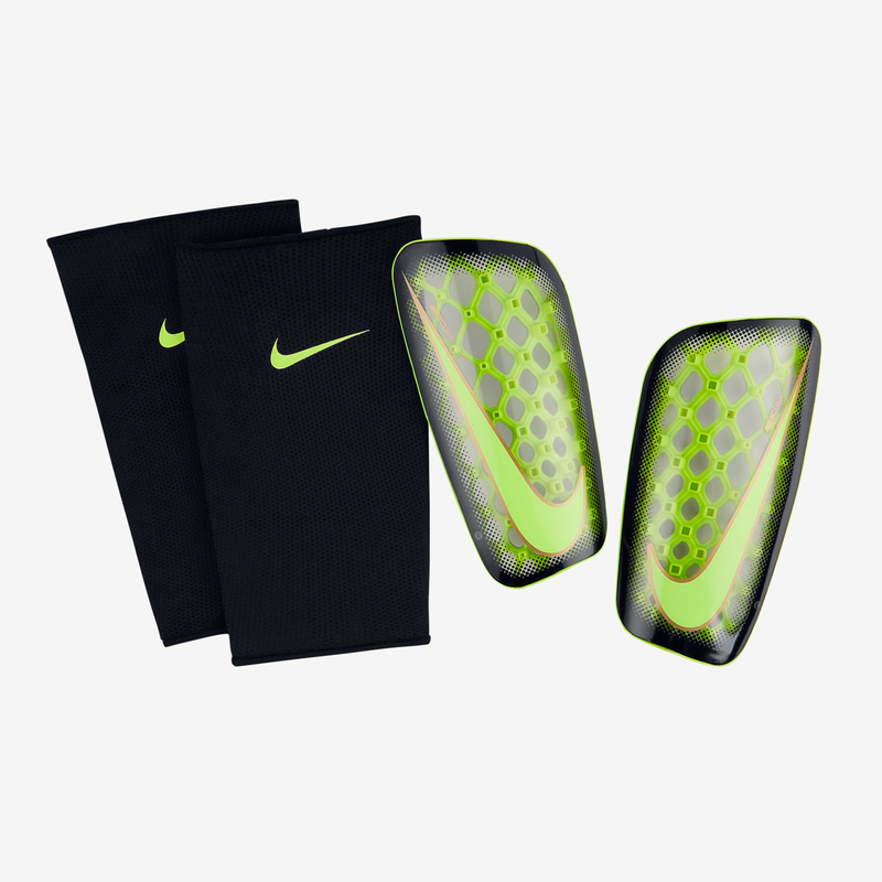 Щитки футбольные Nike Mercurial FLY LITE SP0291-907