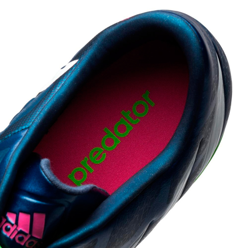 Бутсы Adidas Predator Absolado Instinct FG M17630