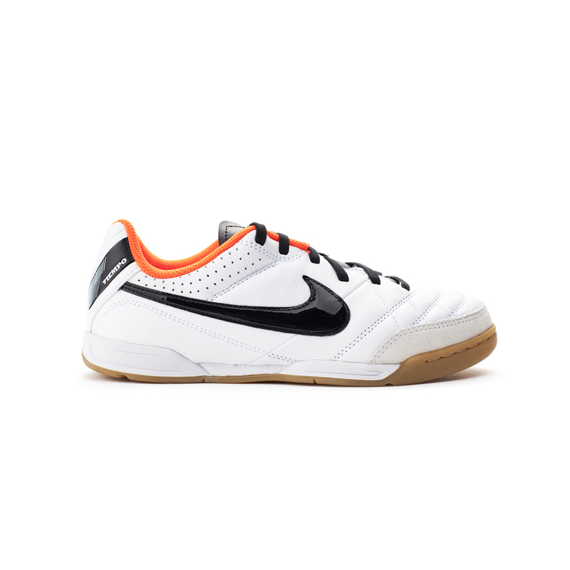 Обувь для зала Nike Tiempo Natural IV LTR IC JR 509082-108