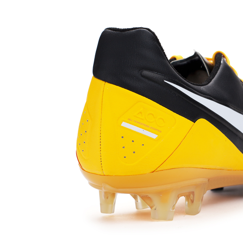 Бутсы Nike CTR 360 maestri iii fg