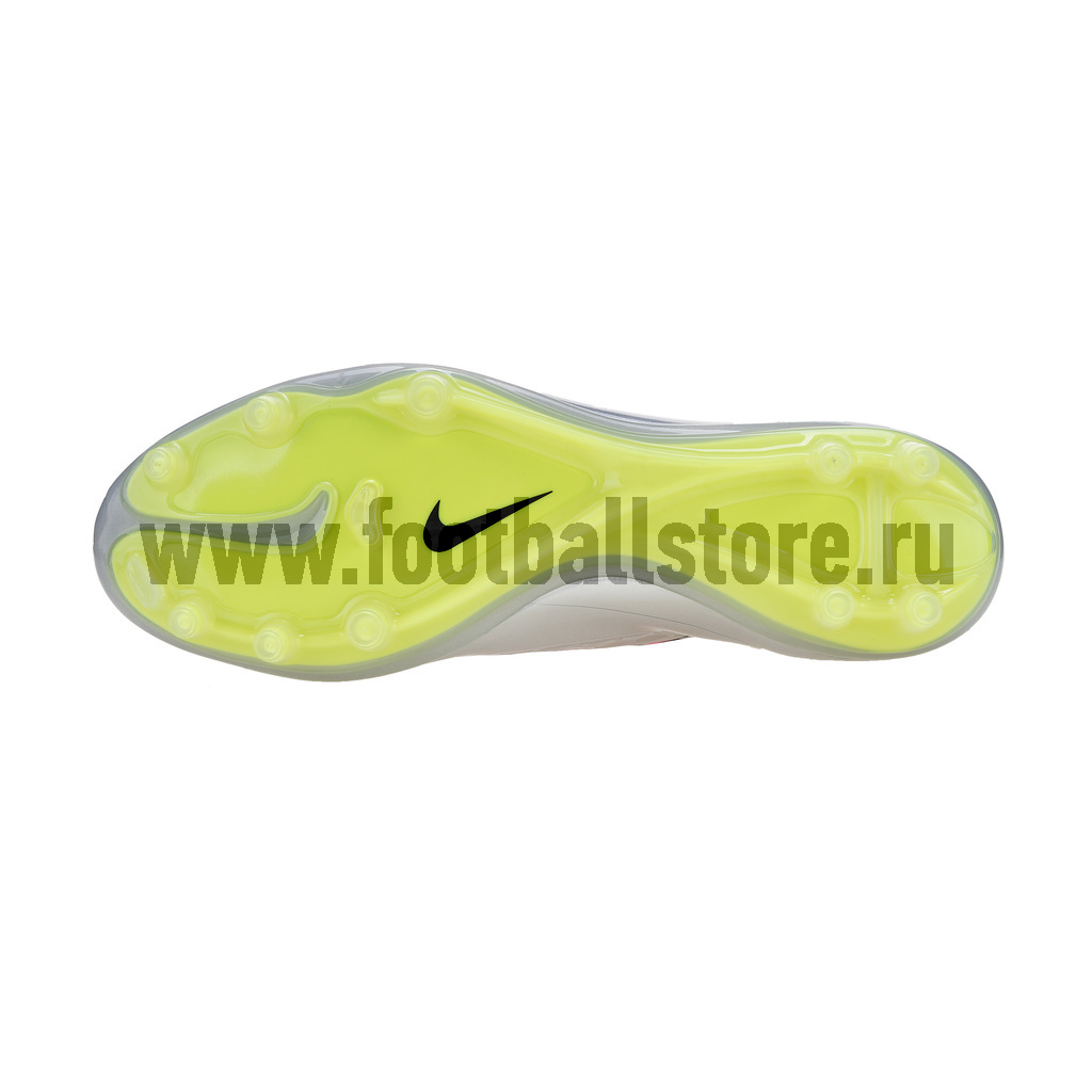 Бутсы Nike Hypervenom Phatal Premium FG 677584-069