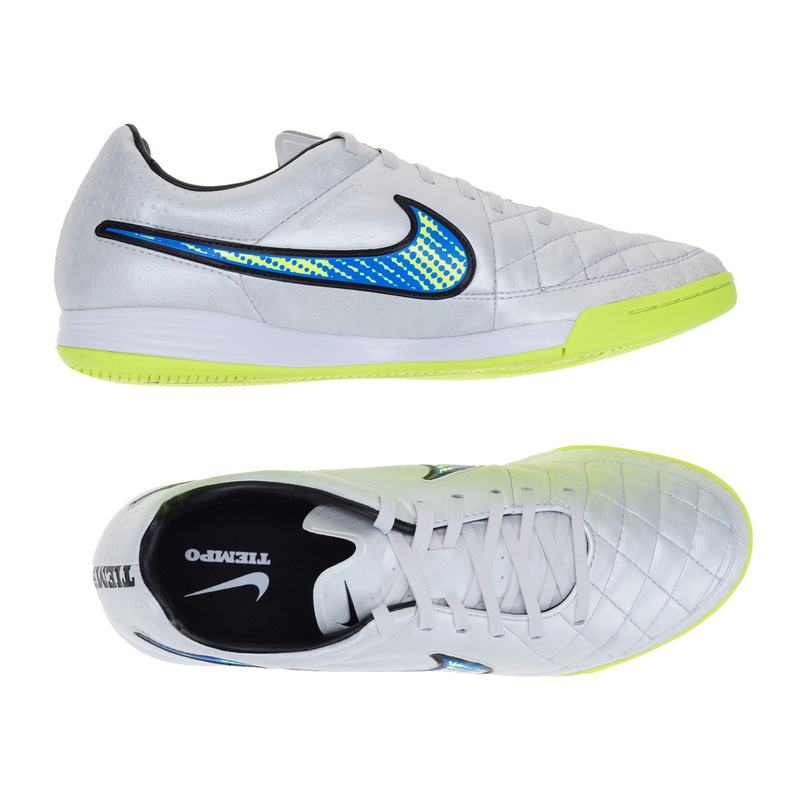 Обувь для зала Nike Tiempo Legacy IC 631522-174
