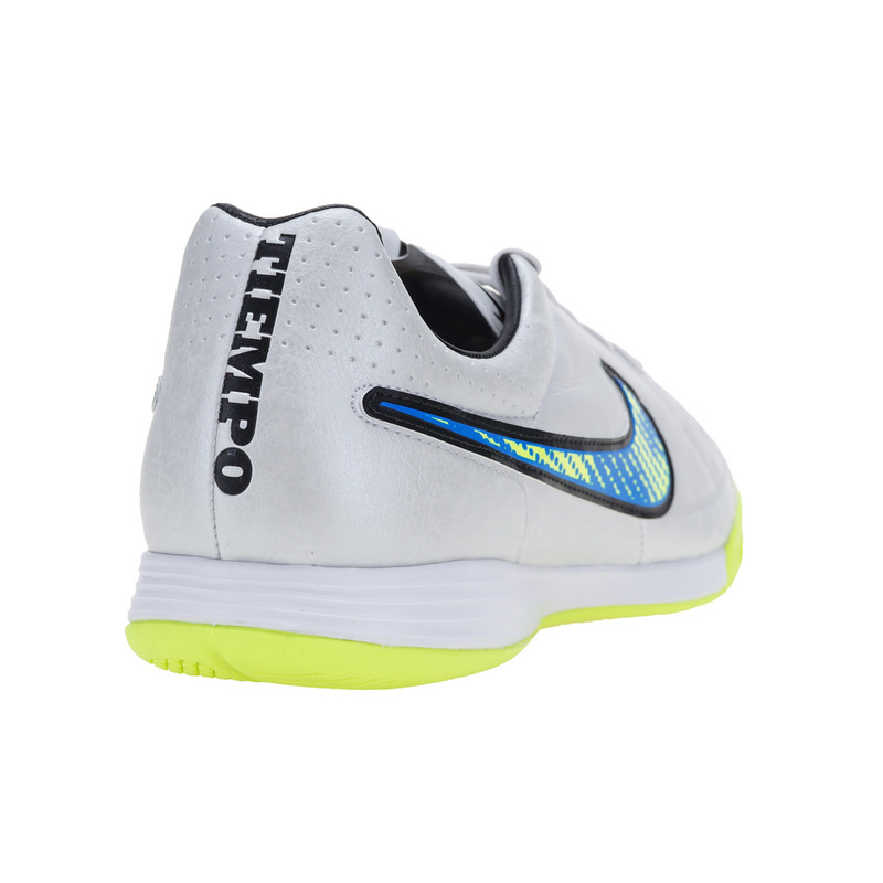 Обувь для зала Nike Tiempo Legacy IC 631522-174