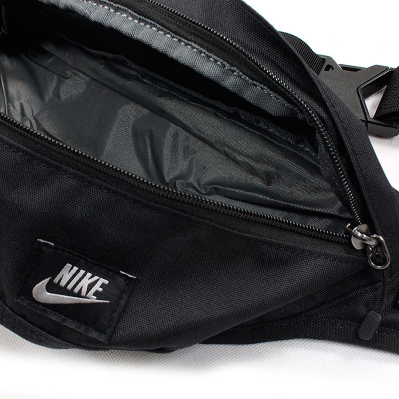Nike hood hotsell waistpack bag
