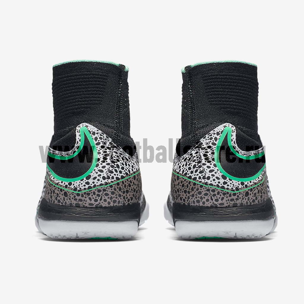 Обувь для зала Nike HyperVenom Proximo IC JR 747487-103