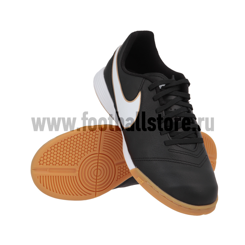 Обувь для зала Nike Tiempo Legend VI IC JR 819190-010