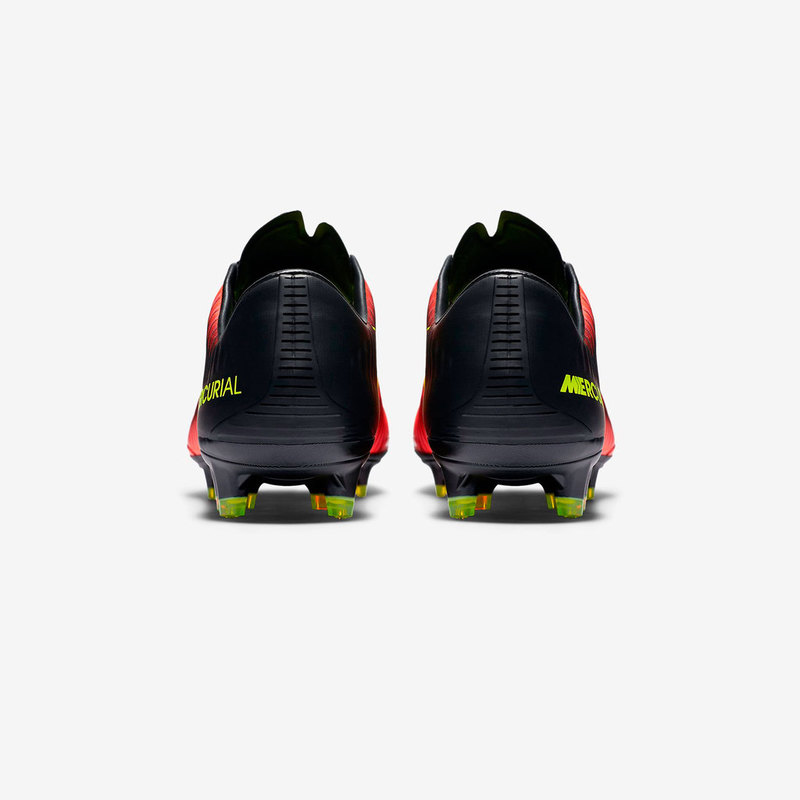 Бутсы Nike Mercurial Vapor XI FG 831958-870