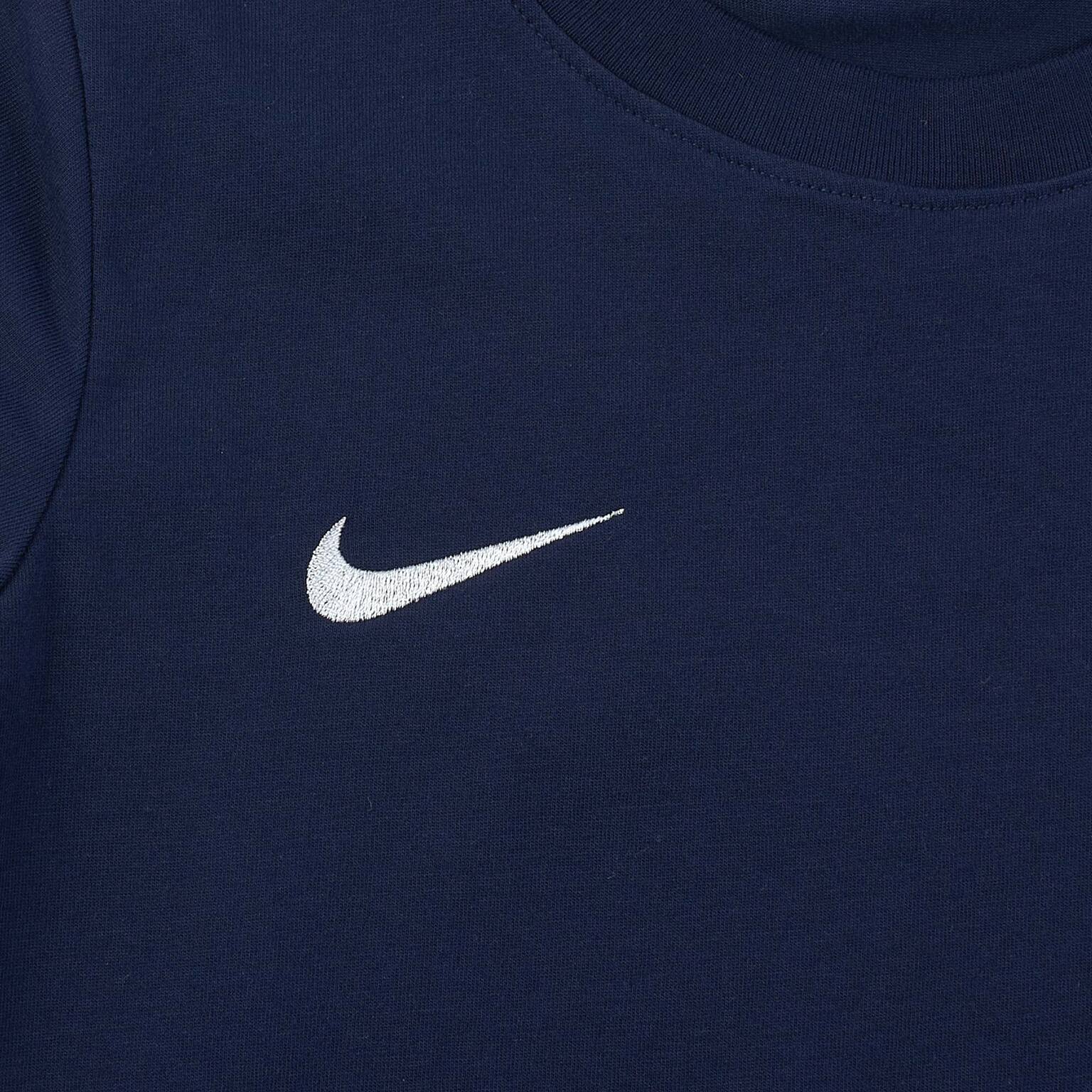 Футболка подростковая Nike Team Club Blend Tee 658494-451