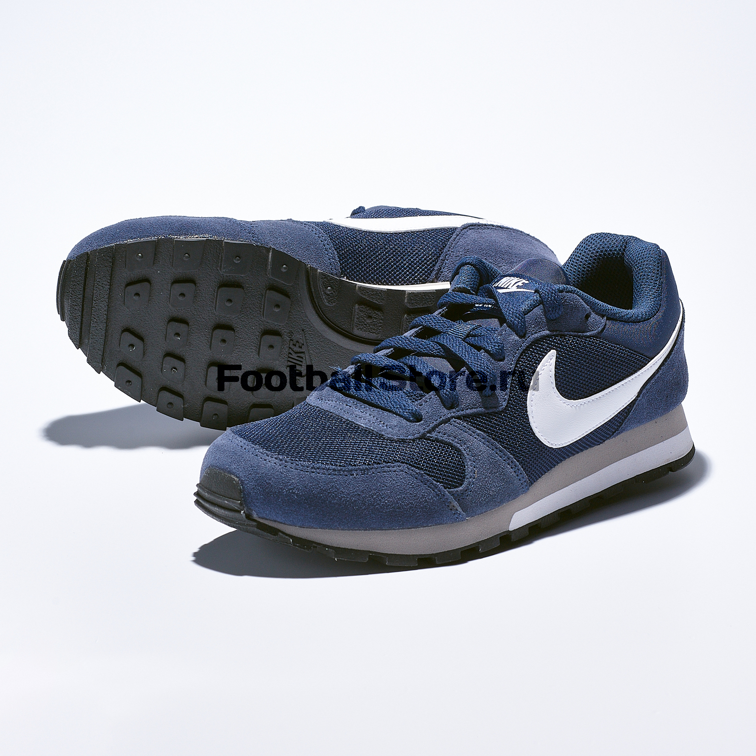 Кроссовки Nike MD Runner 2 749794-410